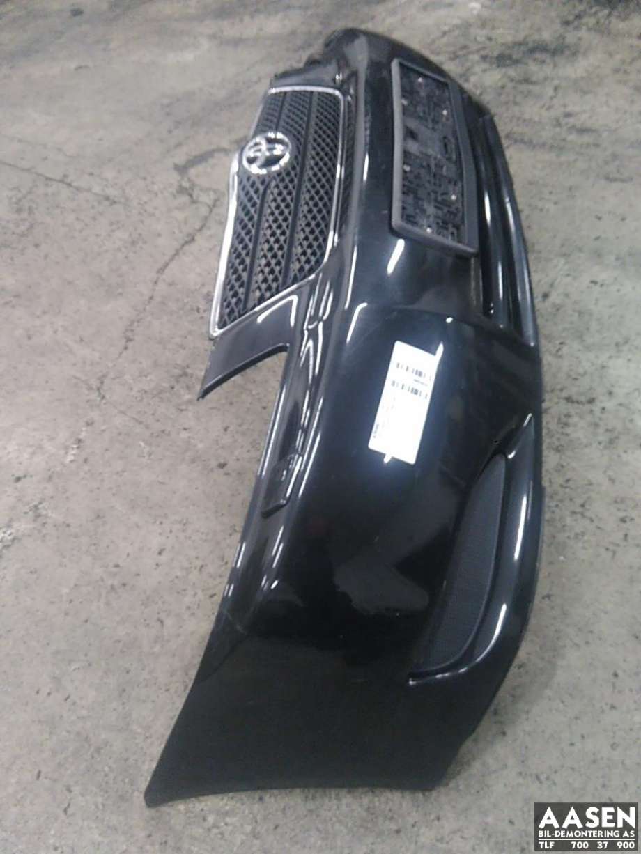 Støtfanger foran til Toyota Corolla, 2002-2007 (52119-02922)