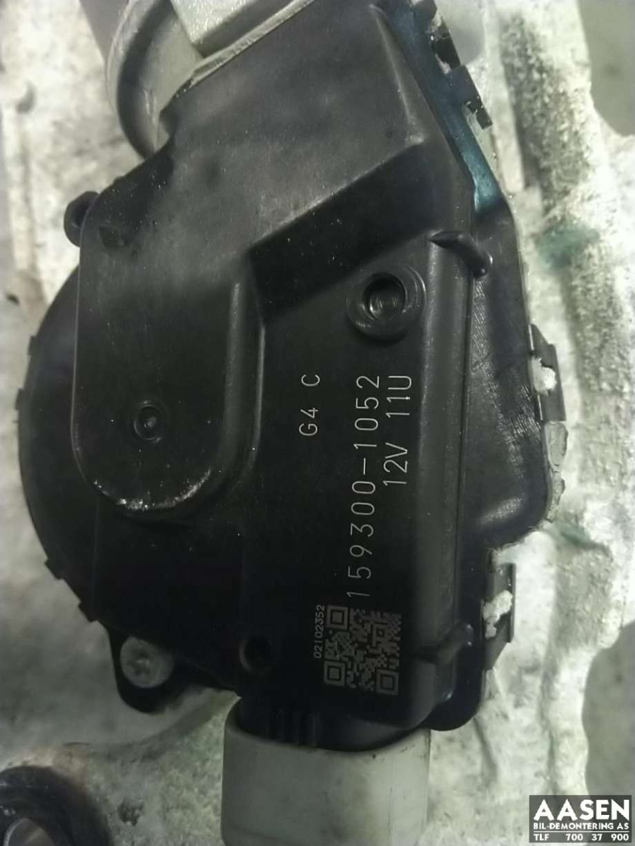Viskermotor frontrute komplett m/overføring til Mitsubishi Outlander 2007-2010 (Type II, Fase 1)  (8251A105|8250A178|)