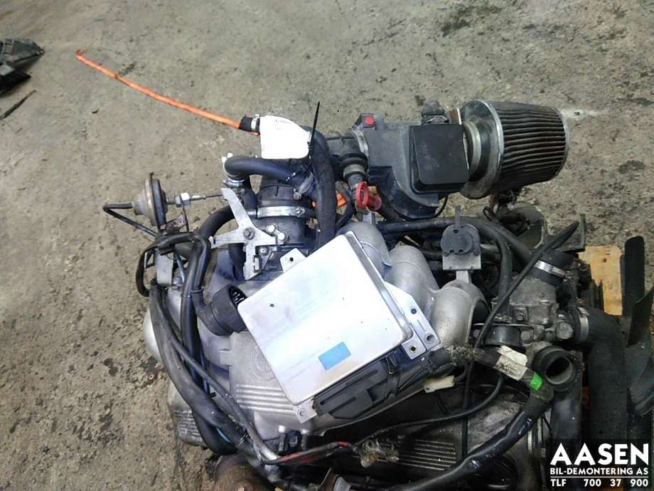Motor bensin til BMW 3-Serie 1983-1993 (E30) (E30) (M20-B20|11 00 1 730 881|)