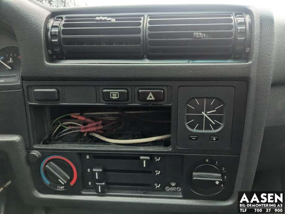 Instrument klokke til BMW 3-Serie, 1983-1993 (E30) (E30) (62 13 1 376 903)
