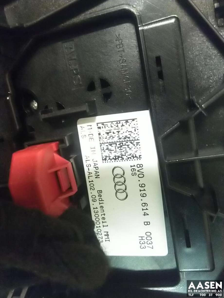 Bilstereo betjeningspanel til Audi A3 2012-2016 (Type III, Fase 1) (8V0 919 614 B|8V0 919 614 P|)