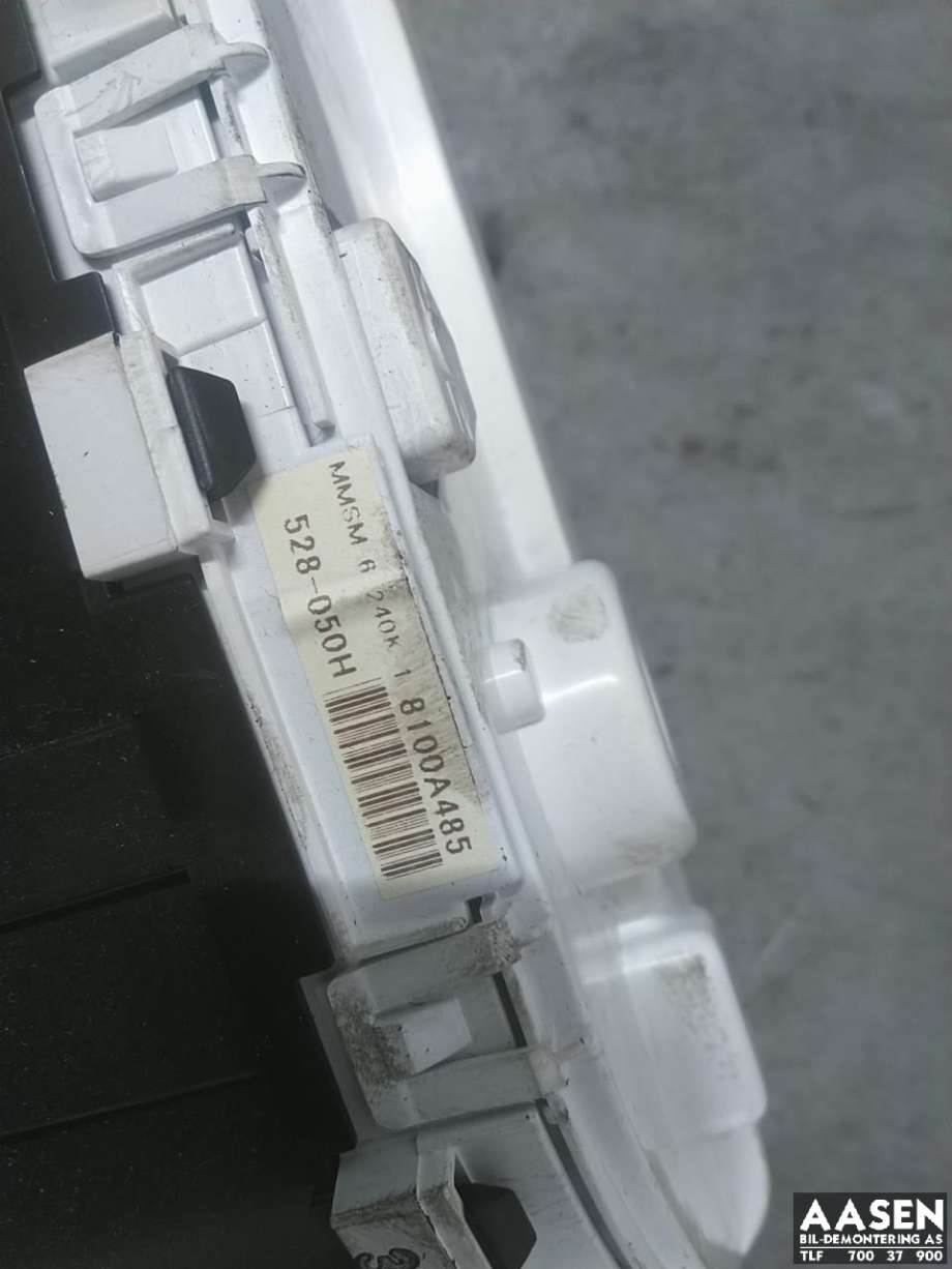Instrumentpanel til Citroën C-Crosser 2007-2012 (6106 QV|)