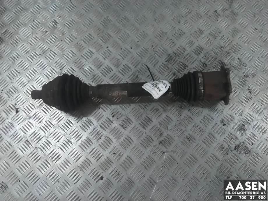 Drivaksel høyre foran, diesel/automat til VW CC, 2008-2012 (PASSAT CC) (PASSAT CC) (3C0 407 272 CB)