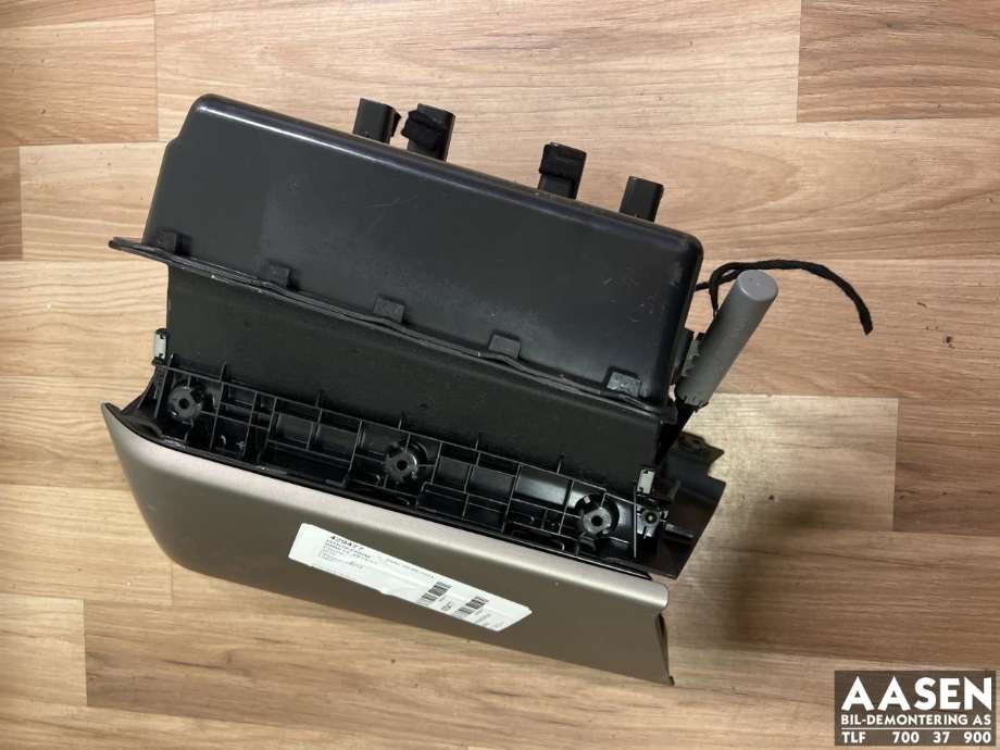 Hanskerom til BMW i3 2013-2022  