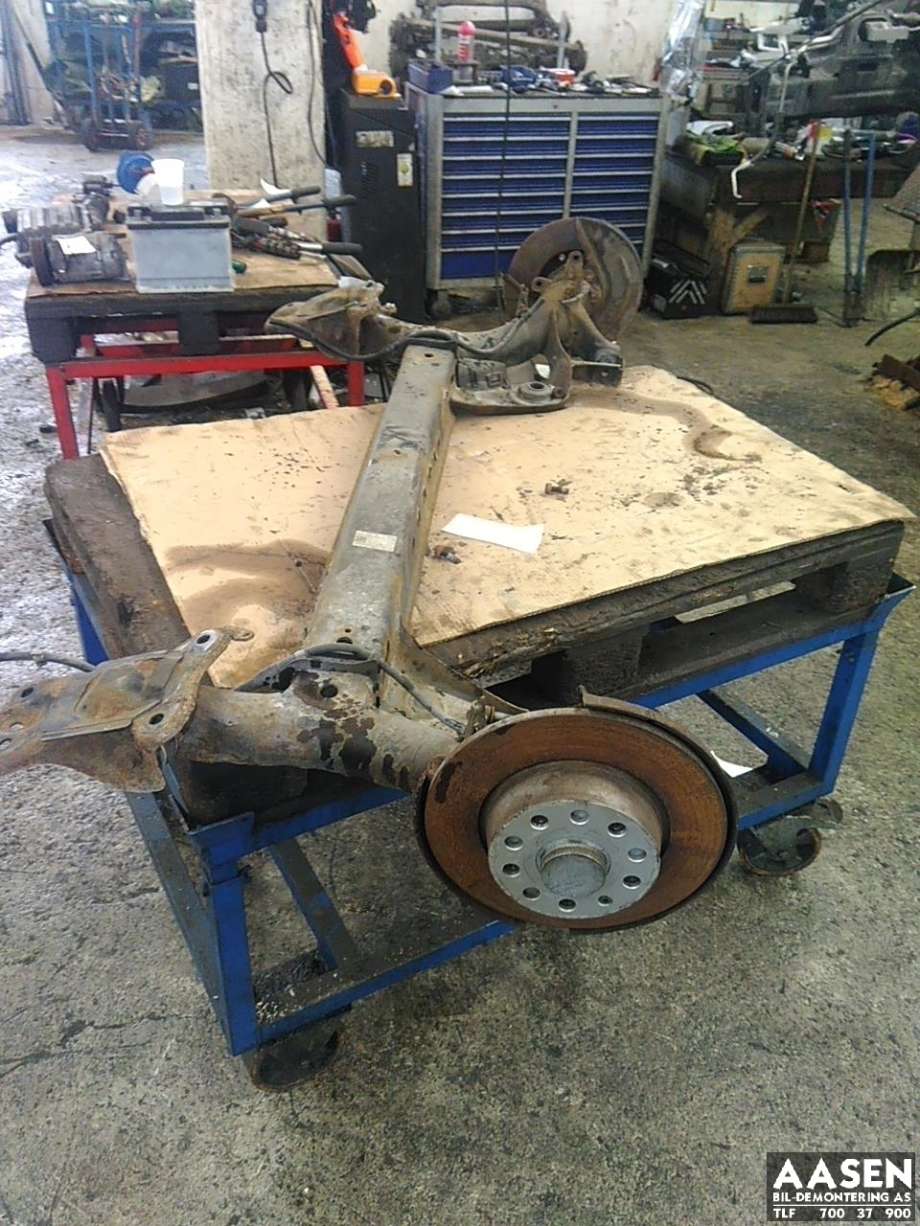 Bakaksel til VW Golf VII 2012-2017 (Fase 1)  (5Q0 501 049 BA|5Q0 501 049 BH|)