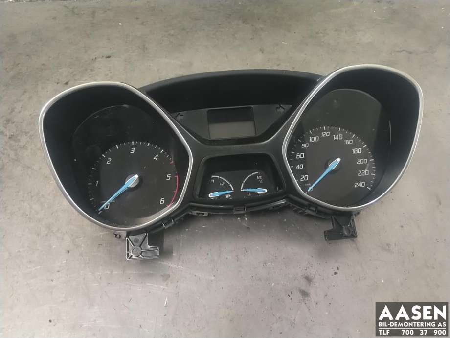 Instrumentpanel til Ford Focus, 2011-2014 (Type III, Fase 1)  (1879756)