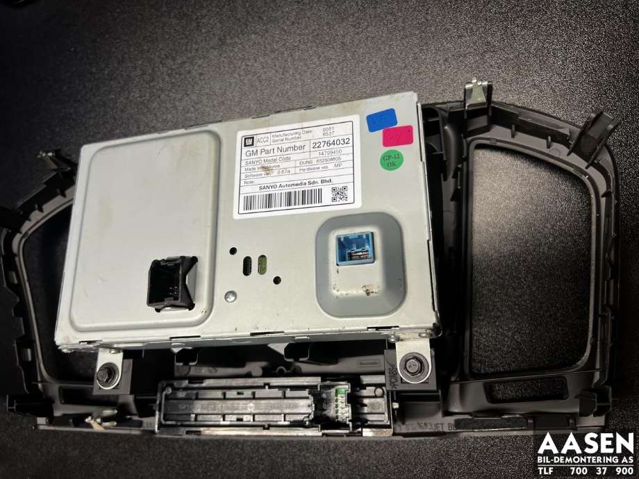 Bilstereo navigasjon skjerm til Opel Insignia A 2009-2014  (22764032|)