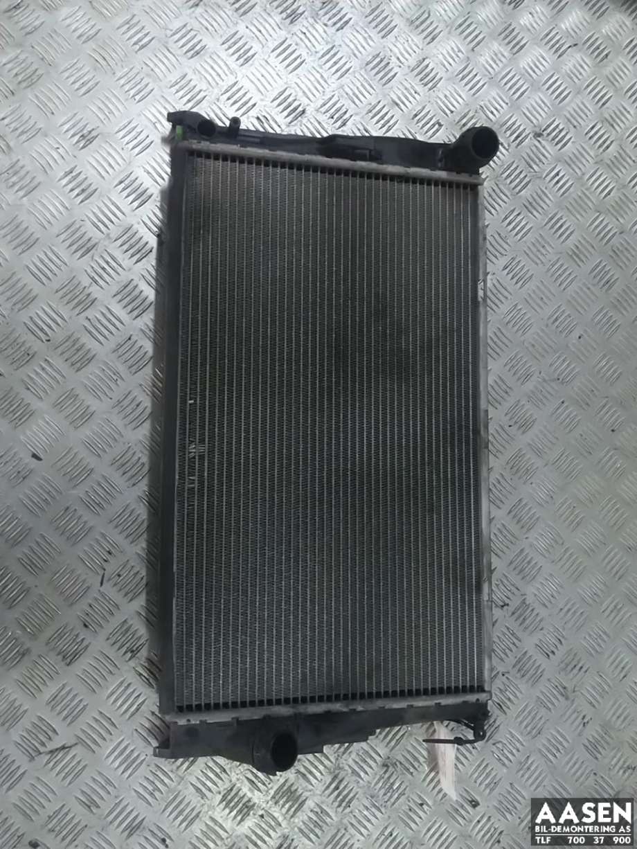 Radiator (manuell gir) til BMW 3-Serie 2005-2011 (E90/E91/E92/E93) (E90/E91/E92/E93) (17 11 7 788 903|)