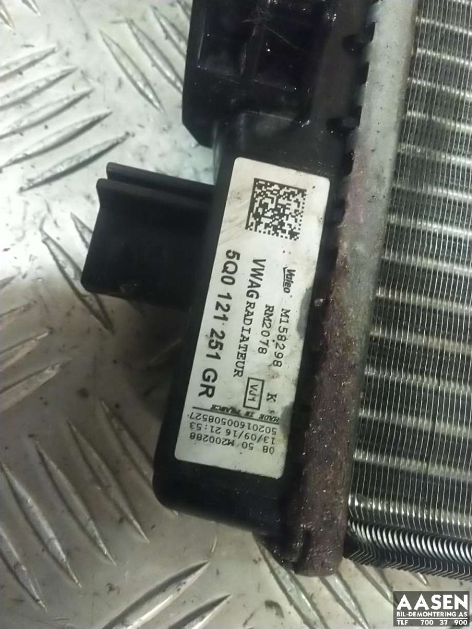 Radiator (automat gir) til VW Golf VII 2012-2017 (Fase 1)
