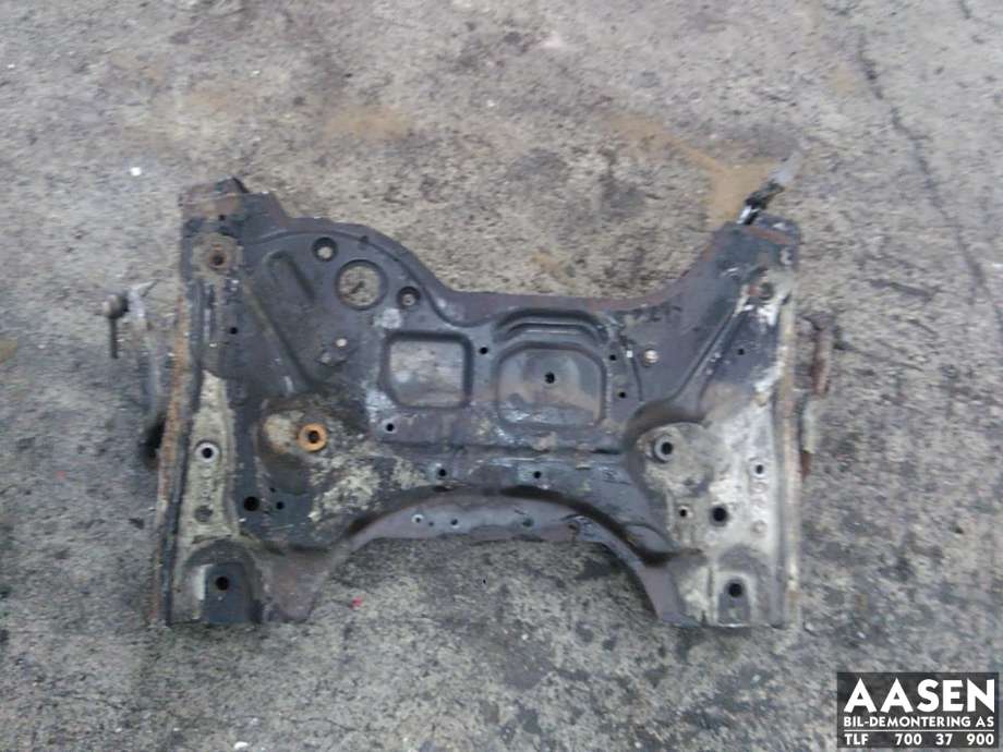 Travers foran hoved til Peugeot Expert 2016-->> (Type III)  (98 219 037 80|98 394 050 80|)