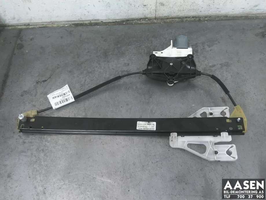 Ruteheis høyre bak til Audi Q5, 2008-2012 (Type I, Fase 1)  (8R0 839 462 D)
