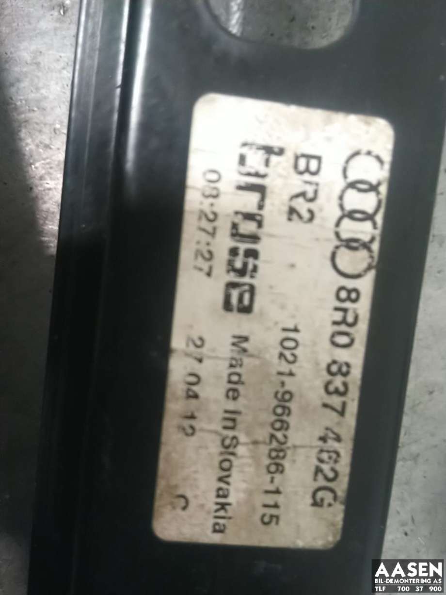 Ruteheis høyre foran til Audi Q5 2008-2012 (Type I, Fase 1) (8R0 837 462 G|8K0 959 802 B|)