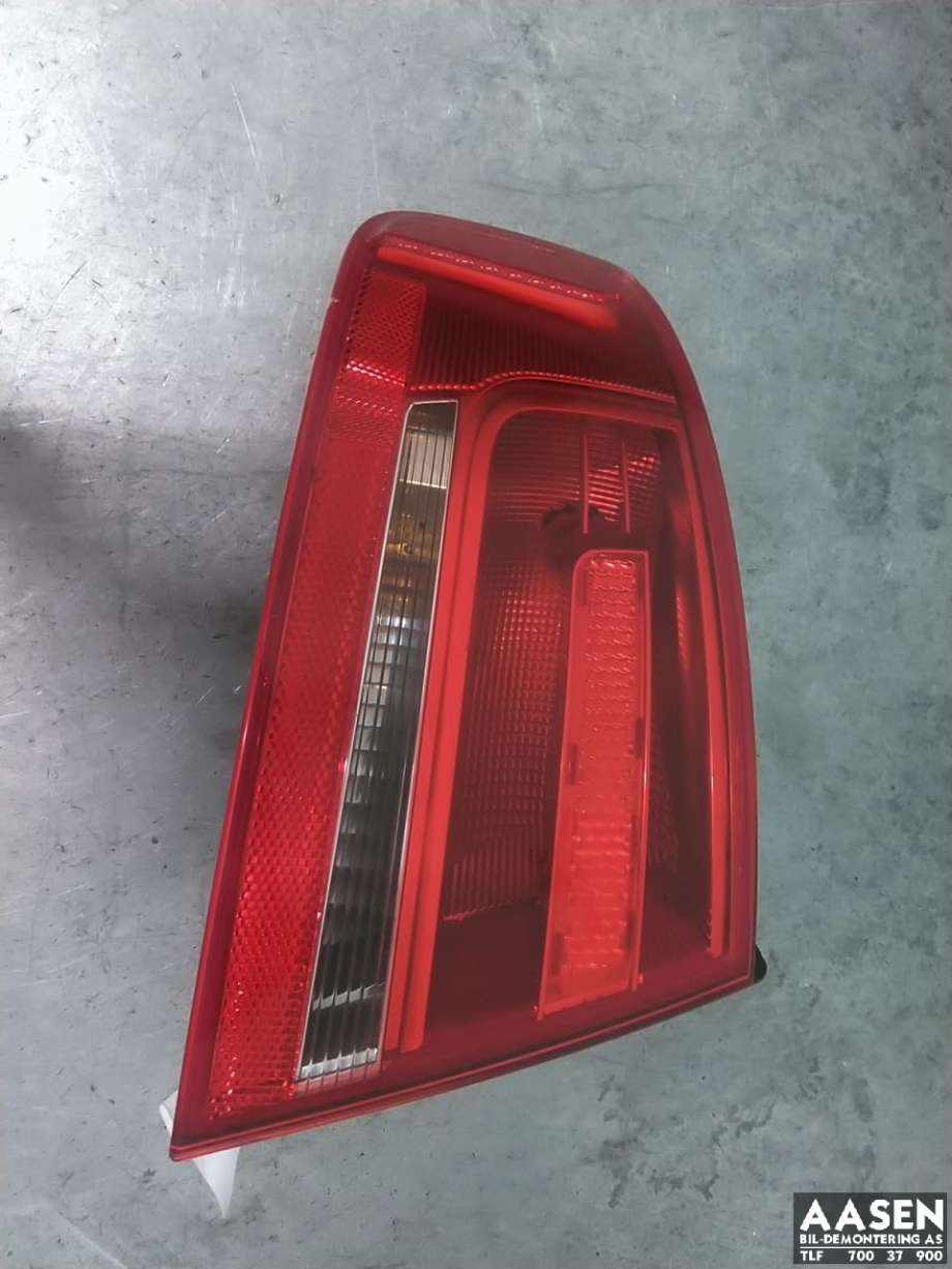 Baklykt venstre ytre til Audi A4 2007-2014 (Type IV) (B8) (B8) (8K5 945 095 D|)