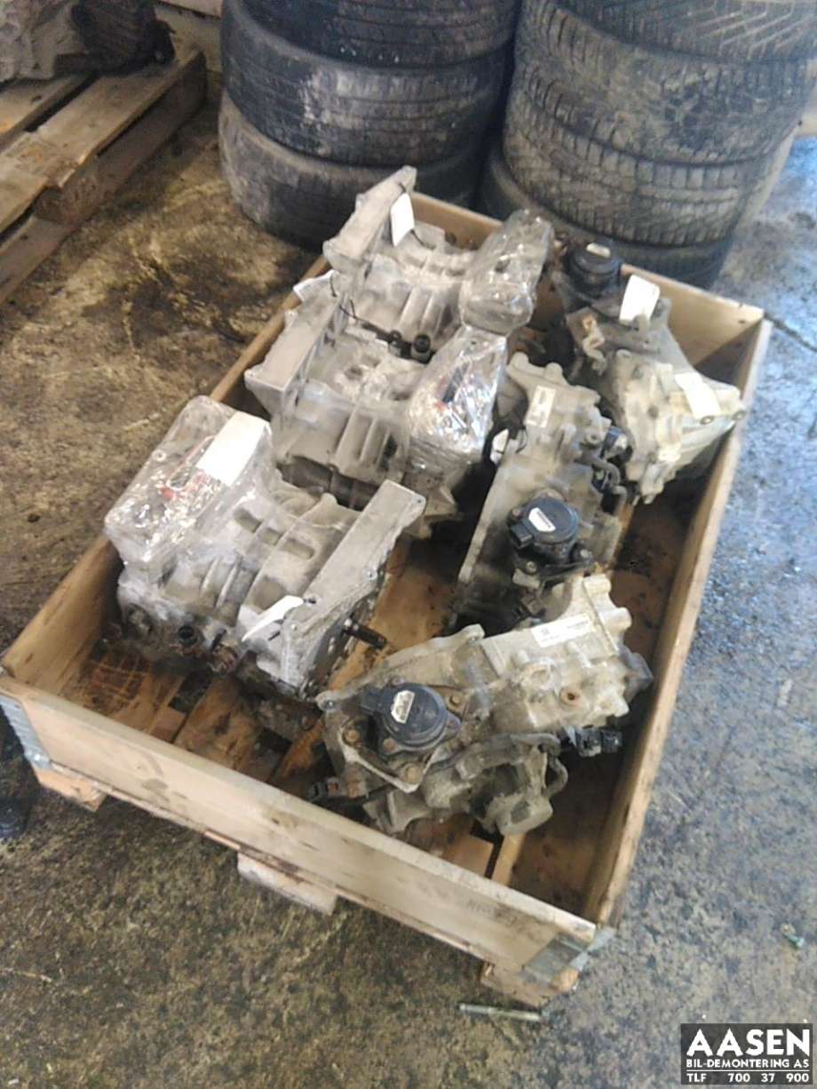 Motor elbil foran til Nissan Leaf 2011-2017 (Type I)  (EM57|290A05SK0A|)