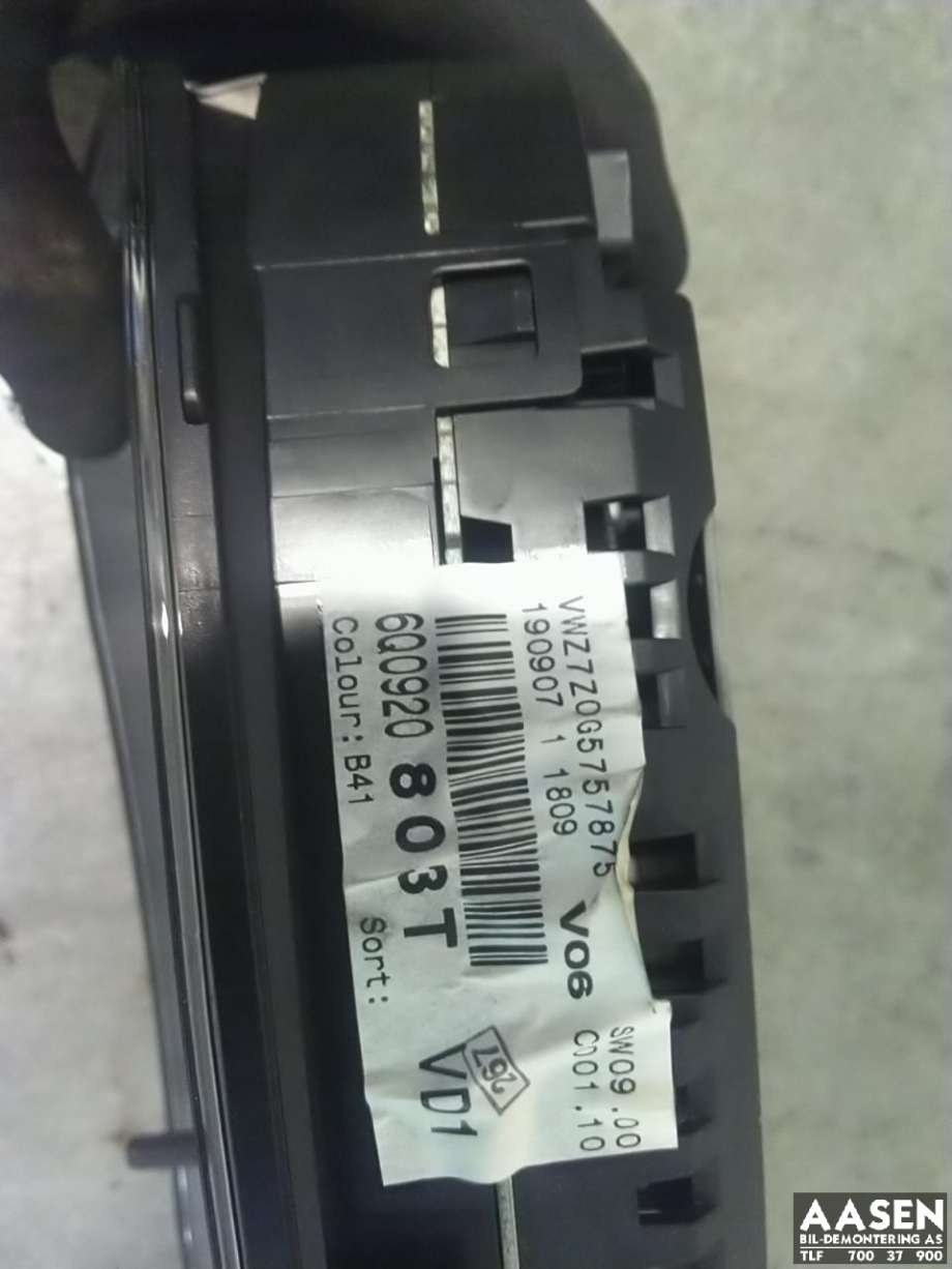Instrumentpanel til VW Polo 2005-2009 (Type IV, Fase 2)  (6Q0 920 803 T|)