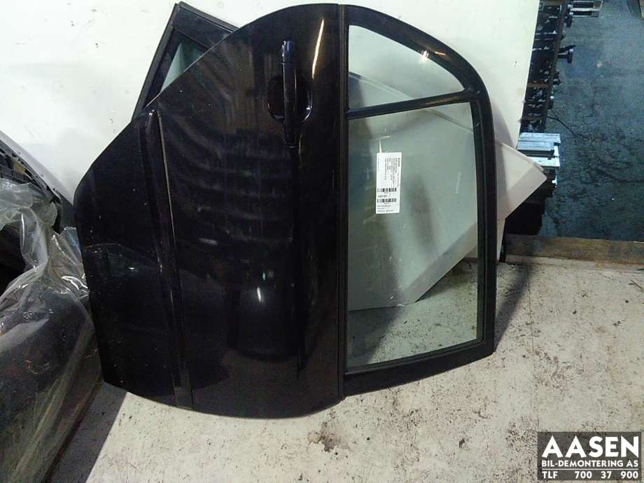 Dør høyre bak til Toyota Corolla 2002-2007  (6700313330|)