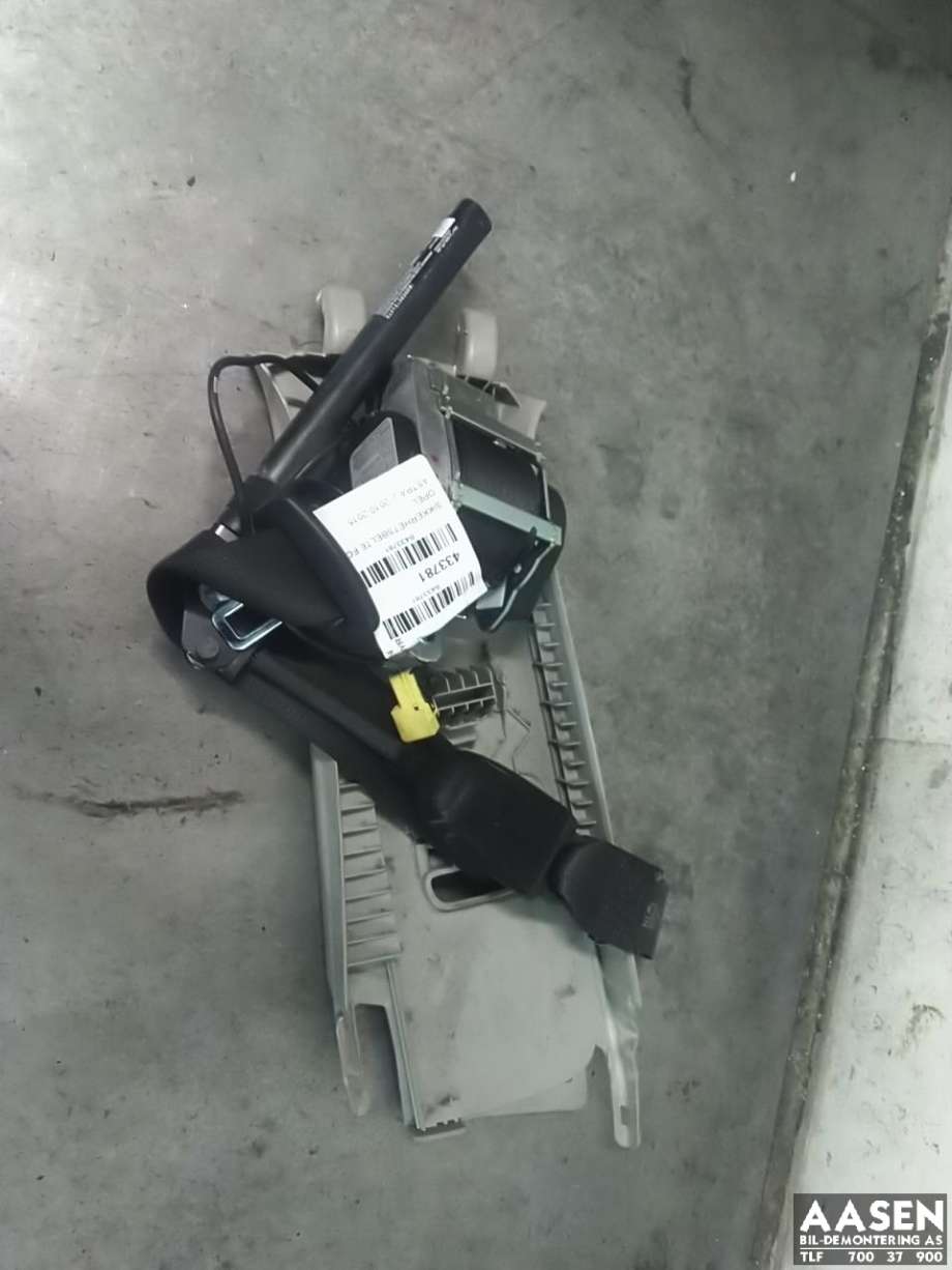 Sikkerhetsbelte foran høyre til Opel Astra J, 2010-2015