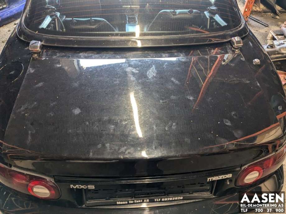 Bakluke sedan til Mazda MX-5, 1989-1998 (Type I) (NA12-52-610E)