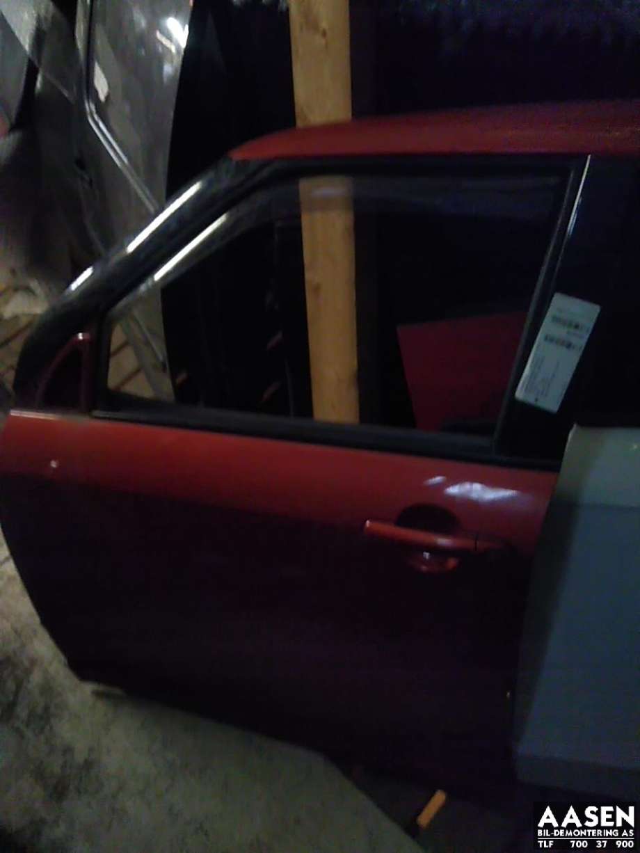 Dør venstre foran til Suzuki Swift, 2005-2010  