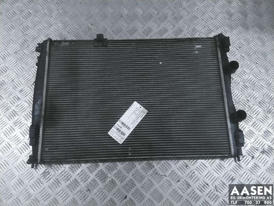 Radiator (manuell gir) til Nissan Qashqai, 2007-2010 (Type I, Fase 1) (21400JD70A)