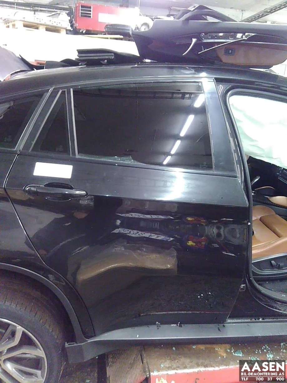 Dør høyre bak til BMW X6, 2008-2014 (E71/E72) (E71/E72) (41 52 7 198 162)