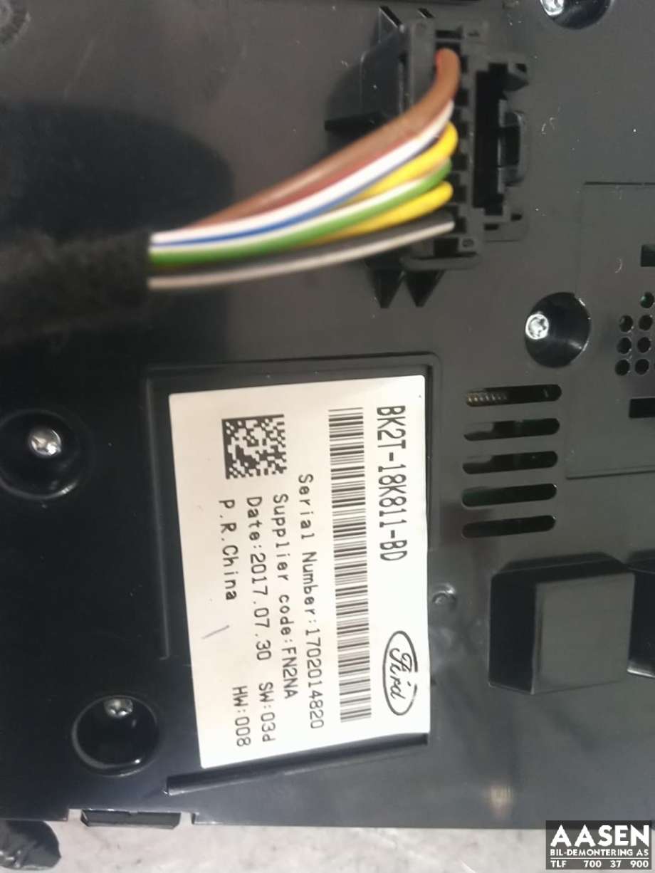 Bilstereo betjeningspanel til Ford Transit Connect 2018-->> Type II, Fase 2  (2190668|)