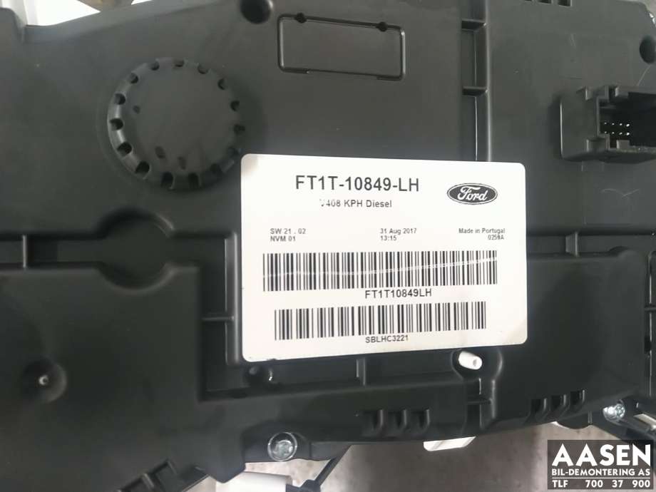 Instrumentpanel til Ford Transit Connect 2018-->> Type II, Fase 2  