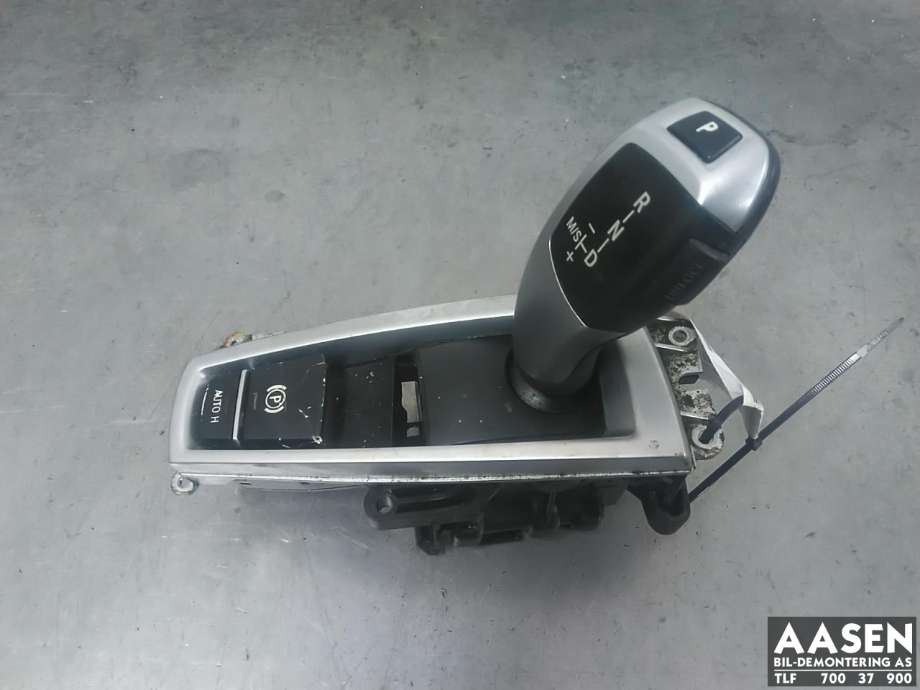 Girstang/girvelger automat til BMW 5-Serie 2010-2017 (F10/F11) (F10/F11) (61 31 7 950 395|)