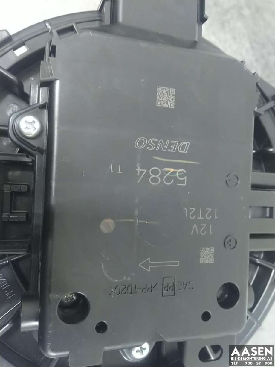 Varmeapparat motor til Toyota Prius 2016-2023 (Type IV) (combi) (combi) (8710358080|)