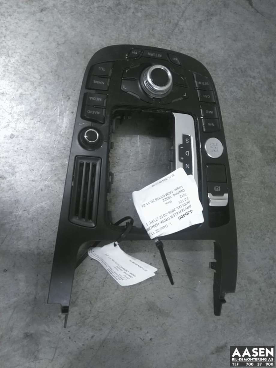 Bilstereo navigasjon betjeningspanel til Audi Q5, 2008-2012 (Type I, Fase 1)  
