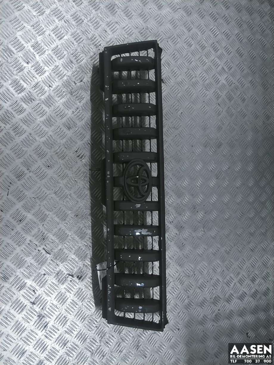 Grill til Toyota Land Cruiser 90, 1996-2002  (5311160290)