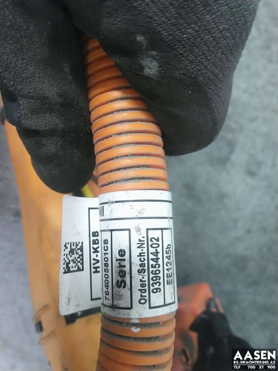 Batterilader inntak/luke til BMW i3 2013-2022  (61 12 5 A47 889|)