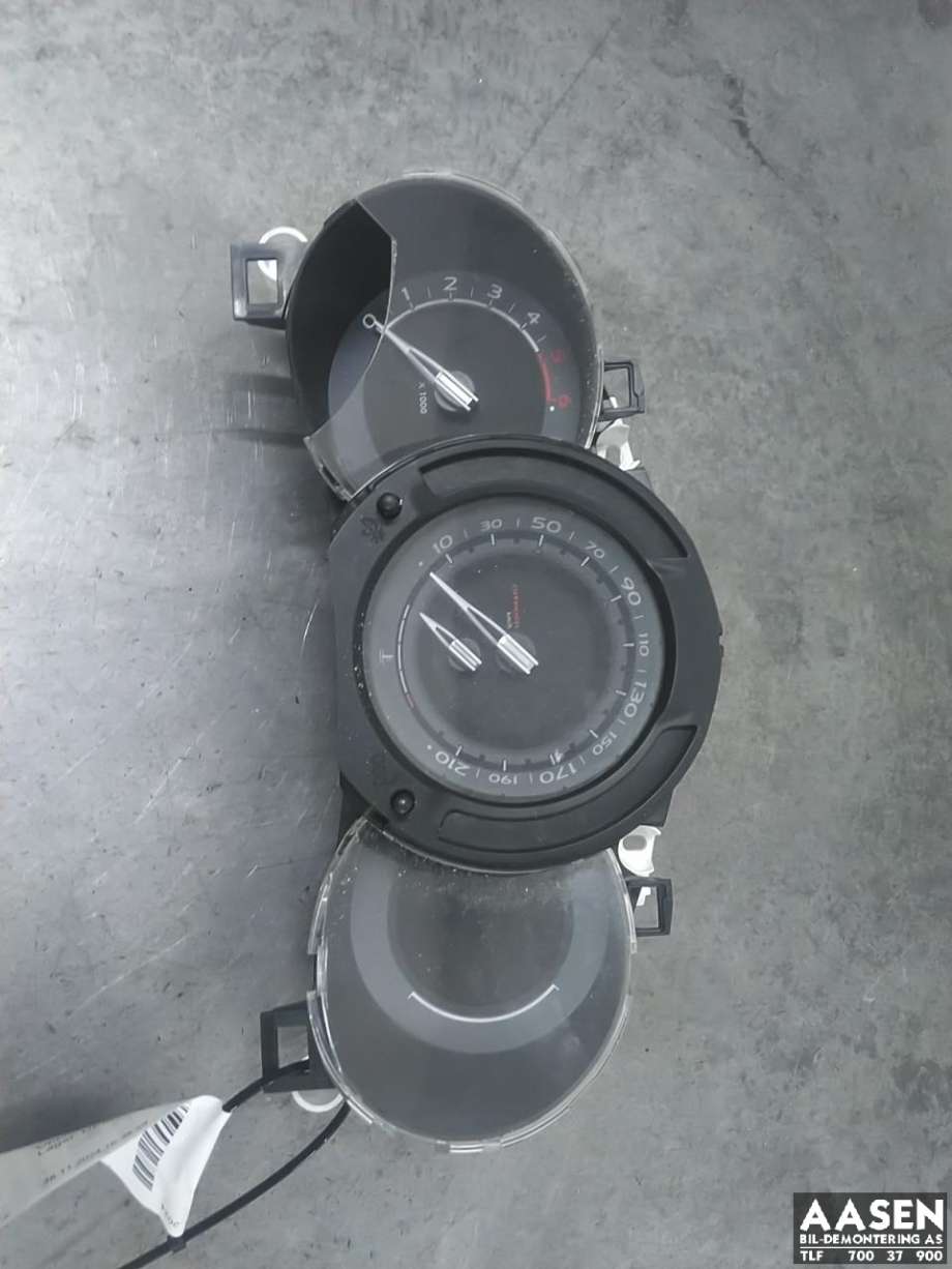 Instrumentpanel til Citroën DS3 2010-2019 (6103 JC|)