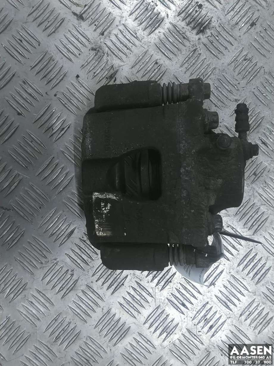 Bremsecaliper høyre foran til Peugeot 308, 2013-2021 (Type II)  (16 106 990 80)