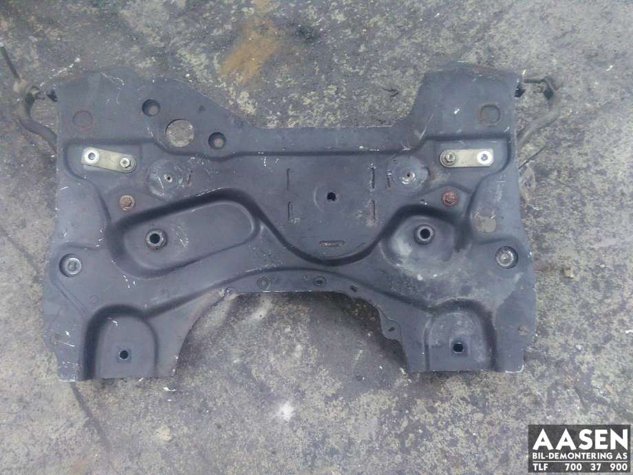 Travers foran hoved til Peugeot 308 2013-2021 (Type II)  (96 770 718 80|)