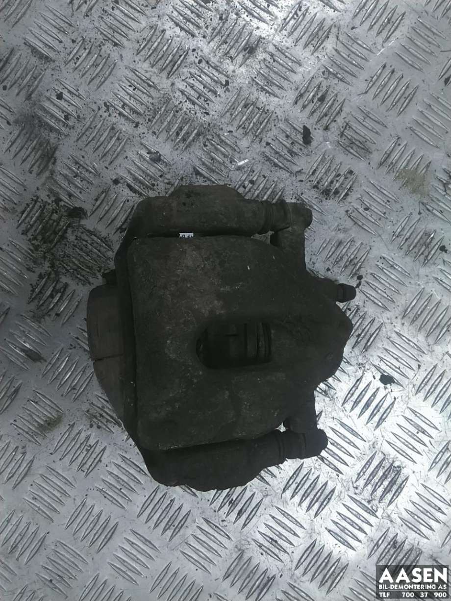 Bremsecaliper høyre foran til Toyota Auris, 2007-2010 (Type I, Fase 1)  