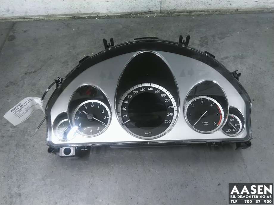 Instrumentpanel til Mercedes E-Klasse, 2009-2013 (Fase 1) (W212) (W212) 