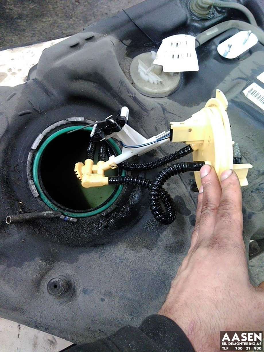 Dieseltank til Mercedes E-Klasse 2009-2013 (Fase 1) (W212) (W212) 