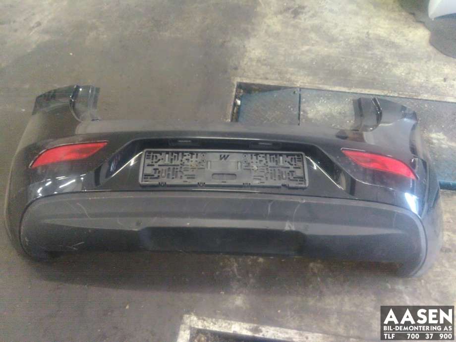 Støtfanger bak til Volvo V40 2012-2019  (39820427|)