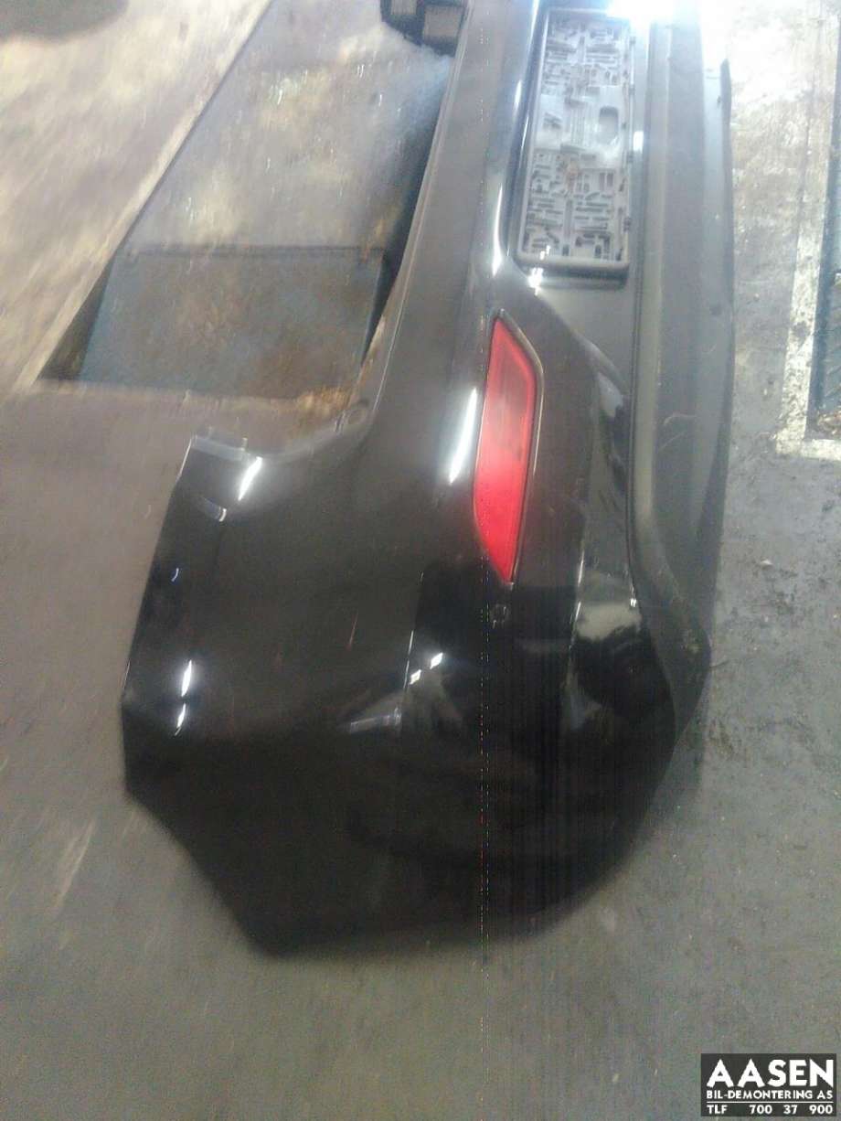 Støtfanger bak til Volvo V40 2012-2019  (39820427|)