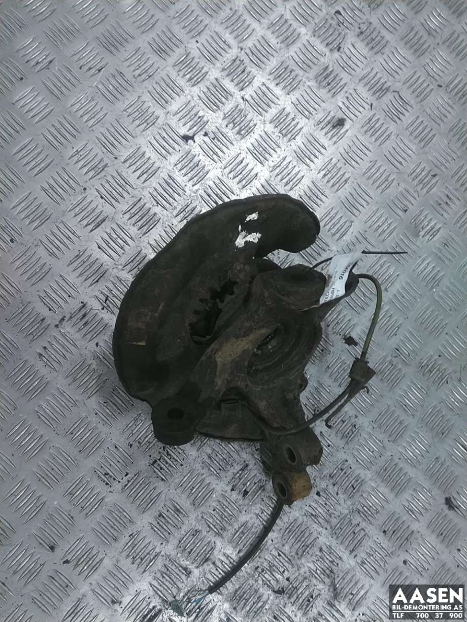 Hjulspindel høyre foran til Toyota Urban Cruiser, 2009-2014  (4321152050)