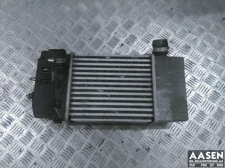 Intercooler til Toyota Urban Cruiser, 2009-2014  (179400N070)