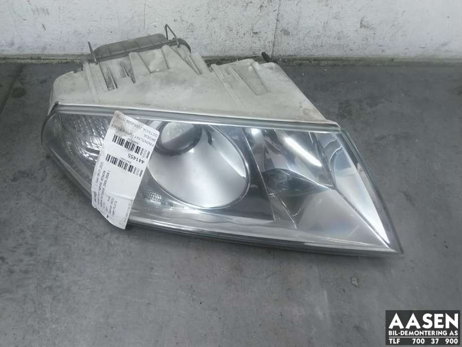 Frontlykt høyre xenon til Škoda Octavia 2005-2008 (Type II, Fase 1) (1Z1 941 018 N|)