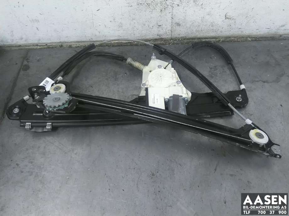 Ruteheis venstre foran til BMW 5-Serie GT 2009-2017 (F07) (F07) (51 33 7 197 919|67 62 7 207 007 = MOTOR|)