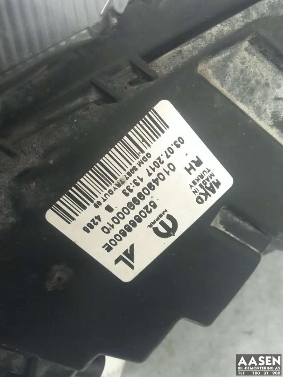 Frontlykt høyre halogen til Fiat Doblo 2010-->> (Type II) (52086860|52109256|)