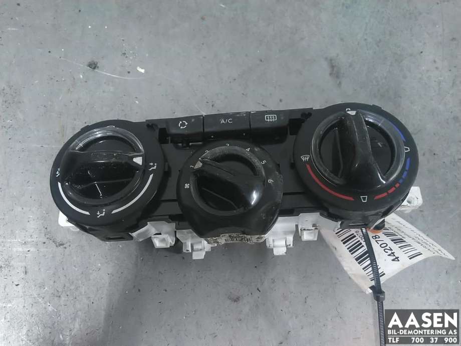 Varmeapparat betjening til Peugeot 208 2012-2019 (Type I) (96 722 483 80|)