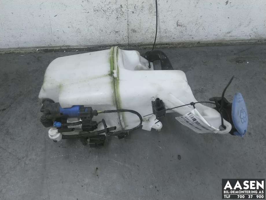 Spylertank foran til Volvo V60 2010-2013 (Type I, Fase 1)