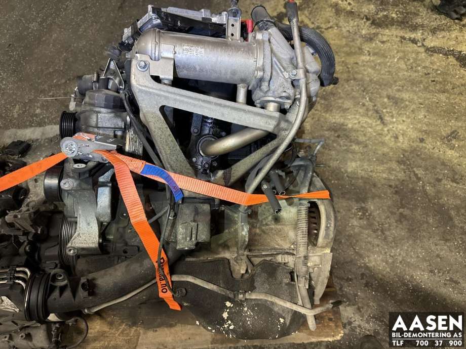 Motor diesel til Mercedes E-Klasse 2006-2009 (Fase 2) (W211) (W211) (646821|A 646 010 56 98|)