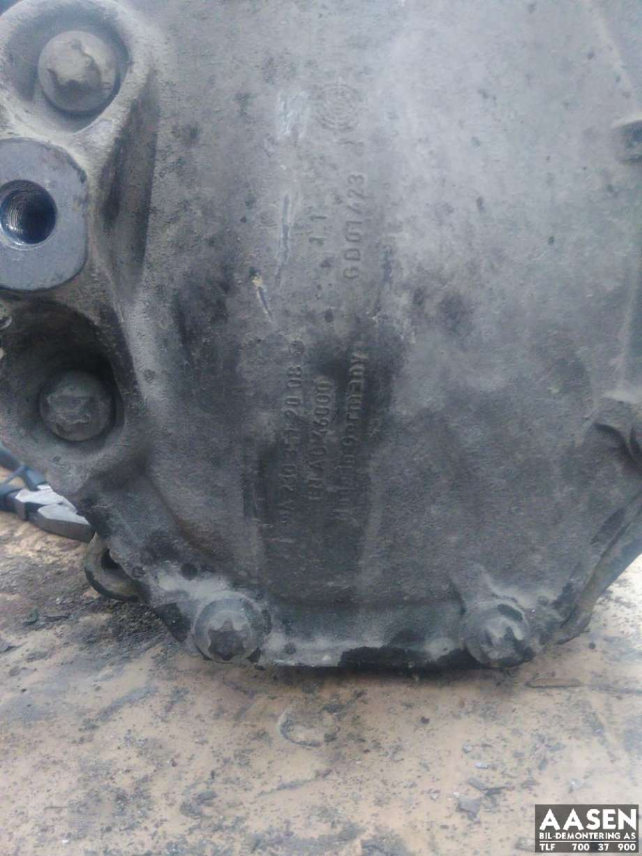Kardang klokke bak til Mercedes E-Klasse 2006-2009 (Fase 2) (W211) (W211) (A 211 350 26 62|)