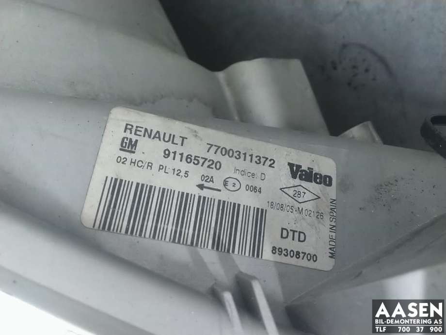 Frontlykt høyre halogen til Nissan Primastar 2001-2006  (2600000QAD|)